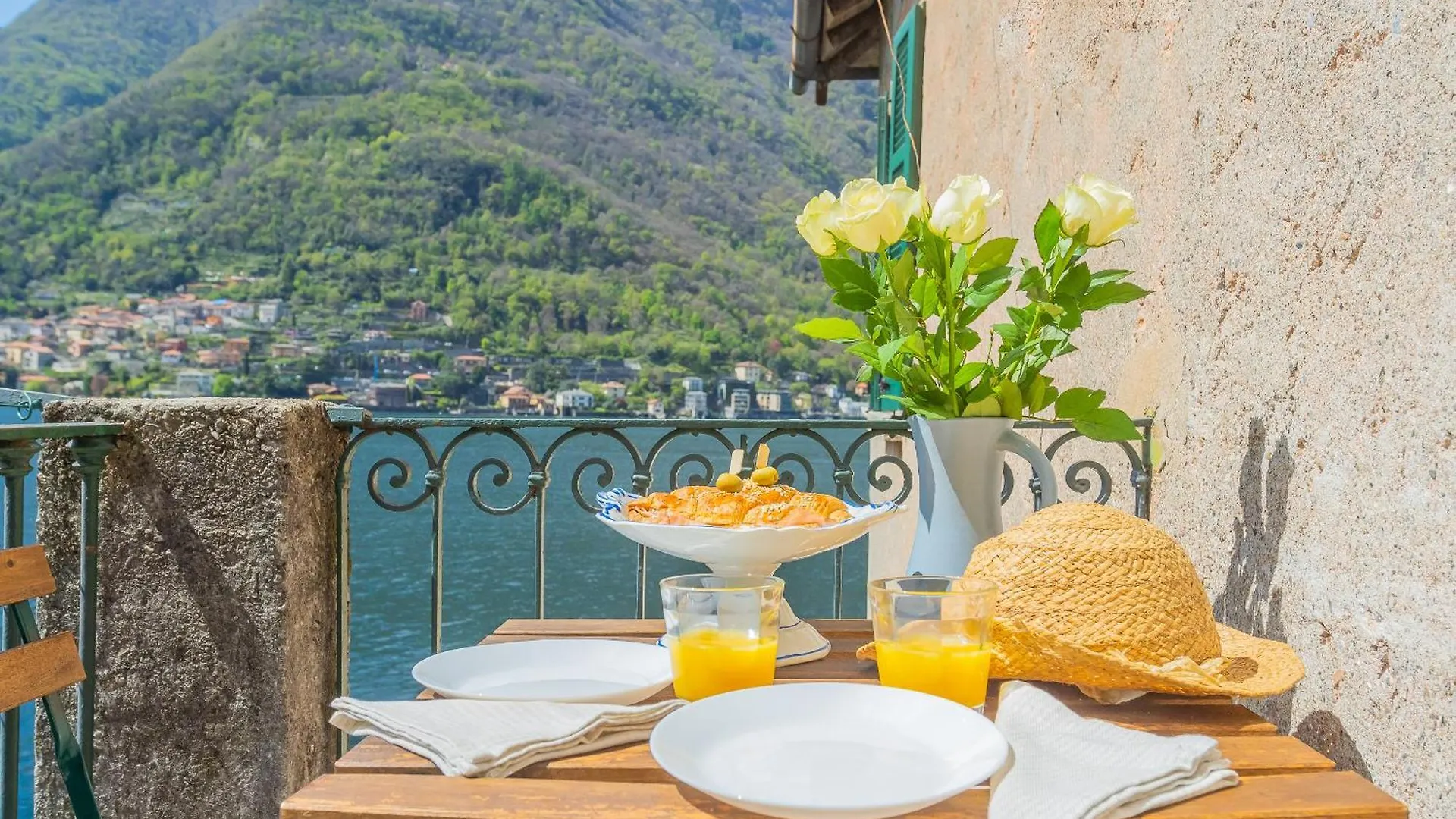 Deriva Apartment On Careno'S Beach By Rent All Como نيسّو إيطاليا