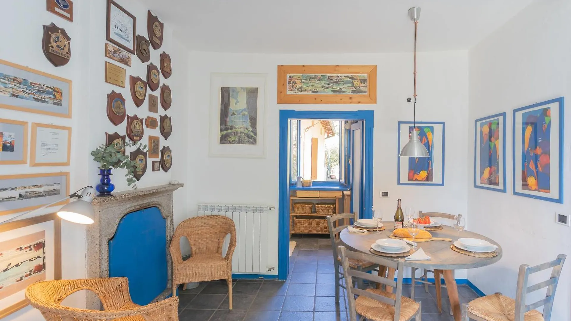 Deriva Apartment On Careno'S Beach By Rent All Como Nesso 0*,