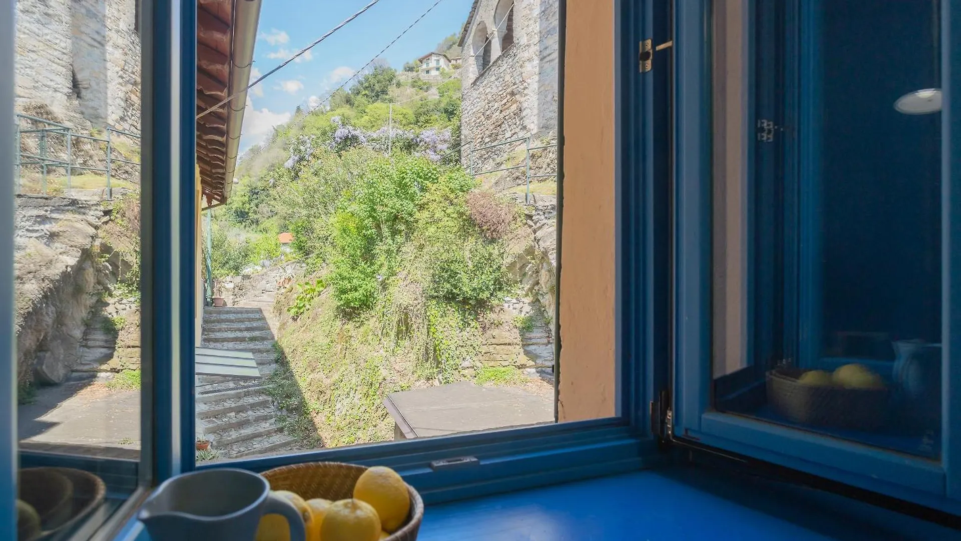 Deriva Apartment On Careno'S Beach By Rent All Como Nesso