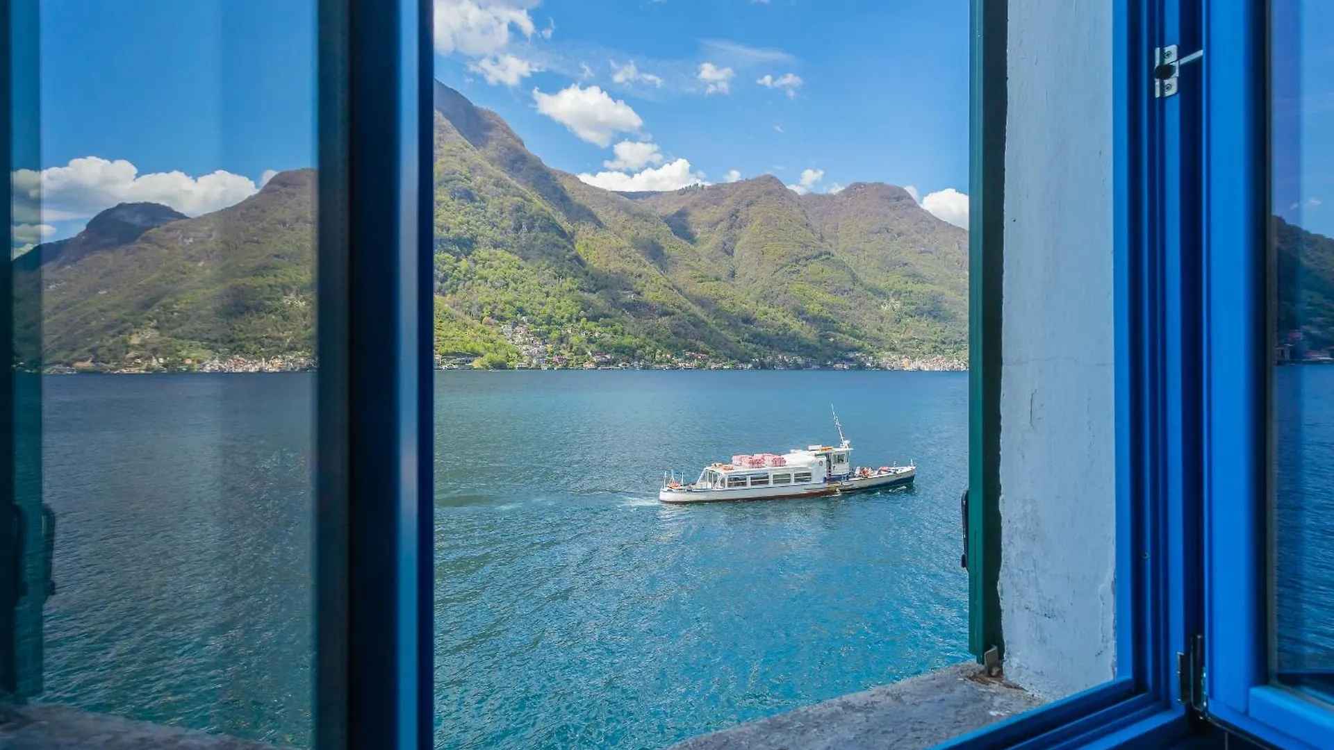 Deriva Apartment On Careno'S Beach By Rent All Como Nesso